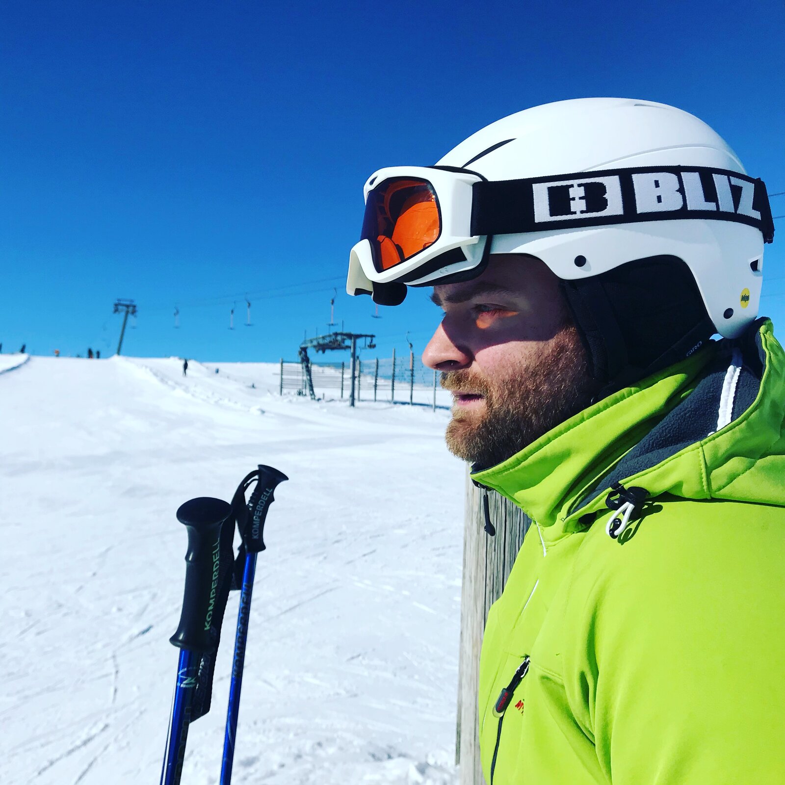 Martin in Bliz goggles, mountain backdrop