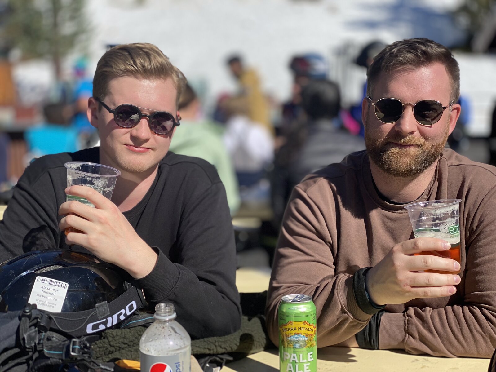 Martin & Alex, ski mountain patio